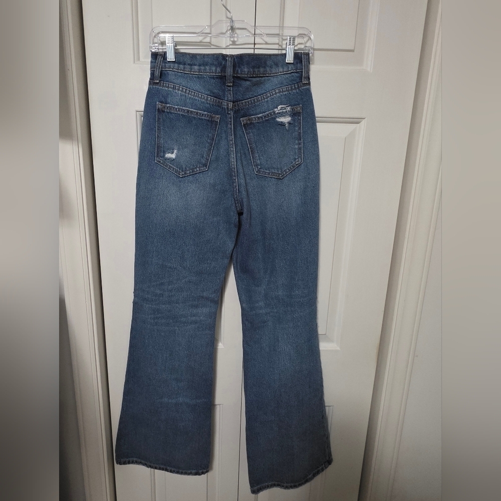 Altar'd State Distressed Flare Blue Jeans Size 27 - Picture 4 of 11